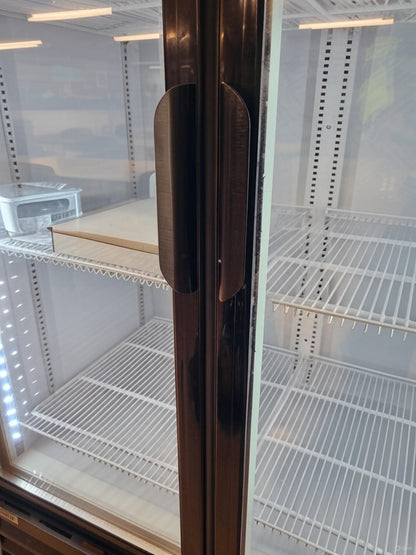 Replacement Door Handle for Delta Essentials Beverage Freezer